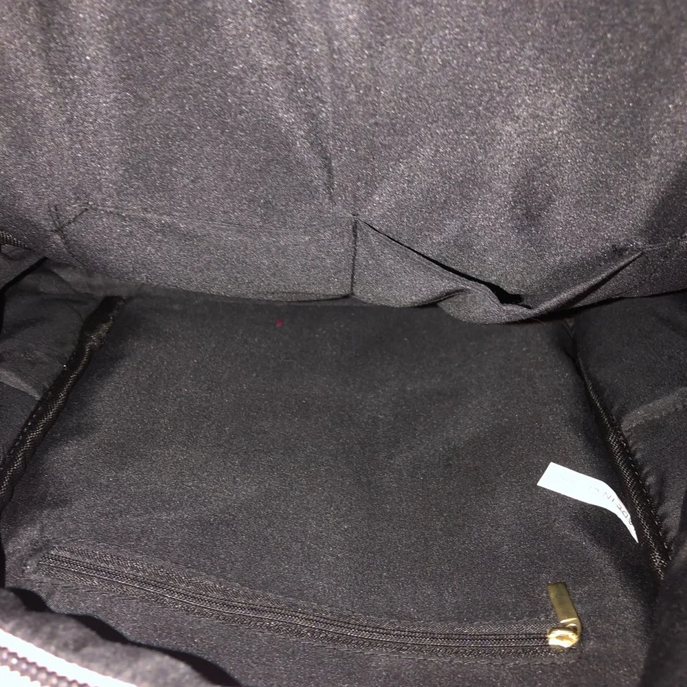 Pink backpack - Picture 2 of 4